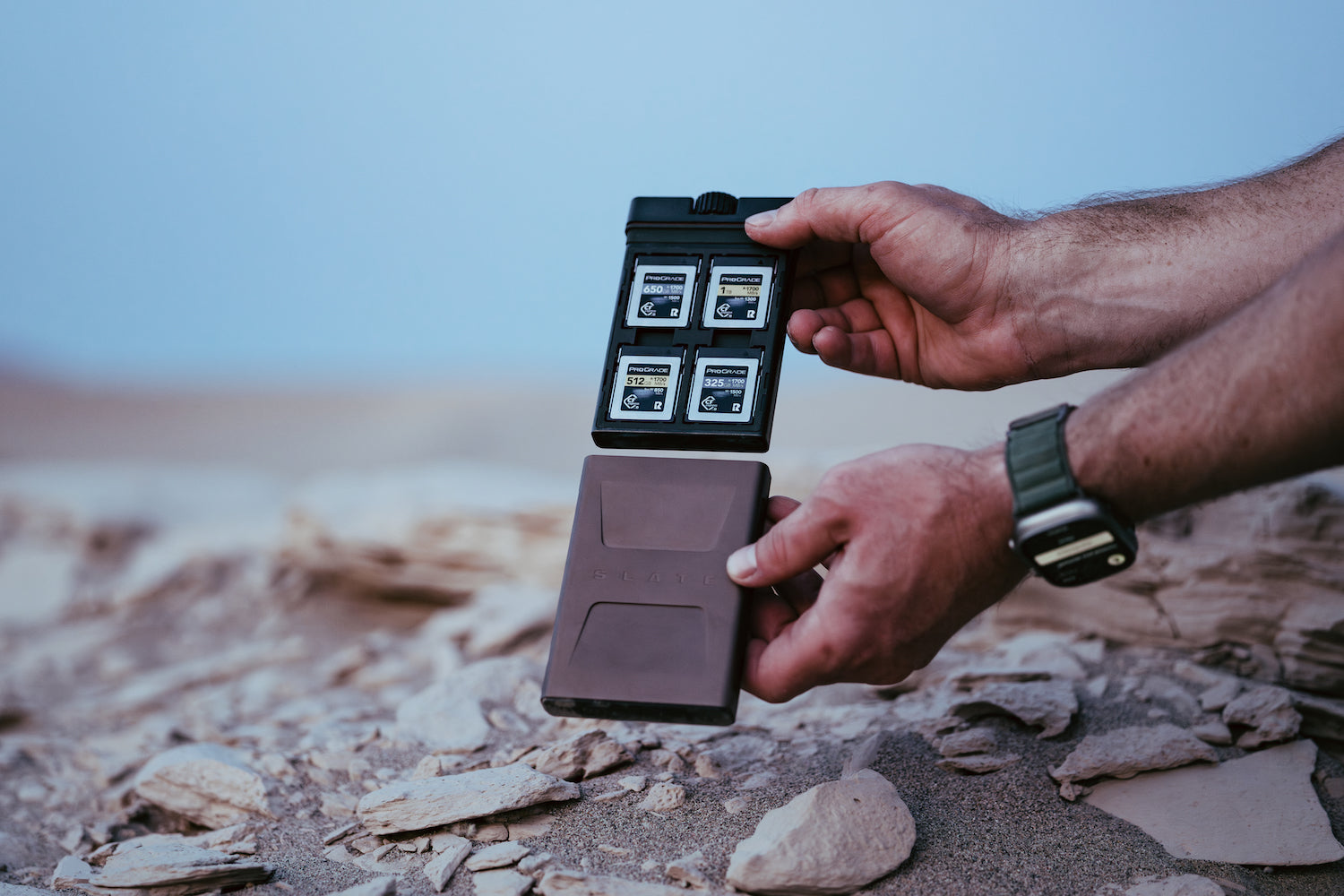 Slate II | Memory Card Case